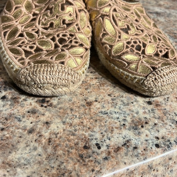 Tory Burch Espadrilles size 10 - Picture 8 of 12